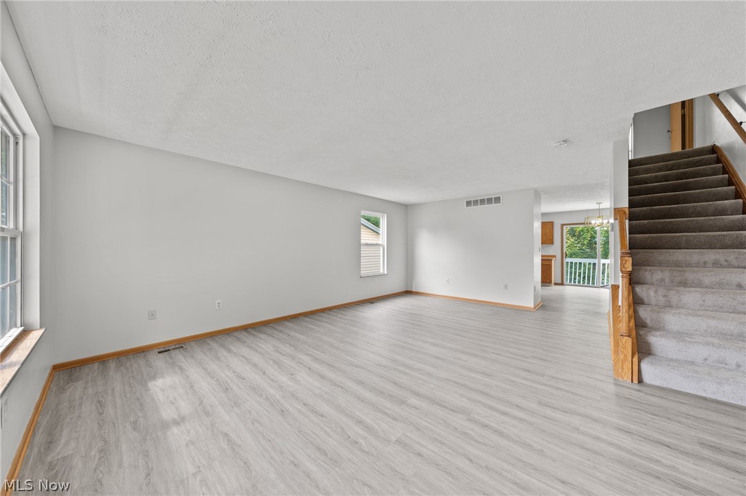 1117 Smithfarm Akron OH 44305