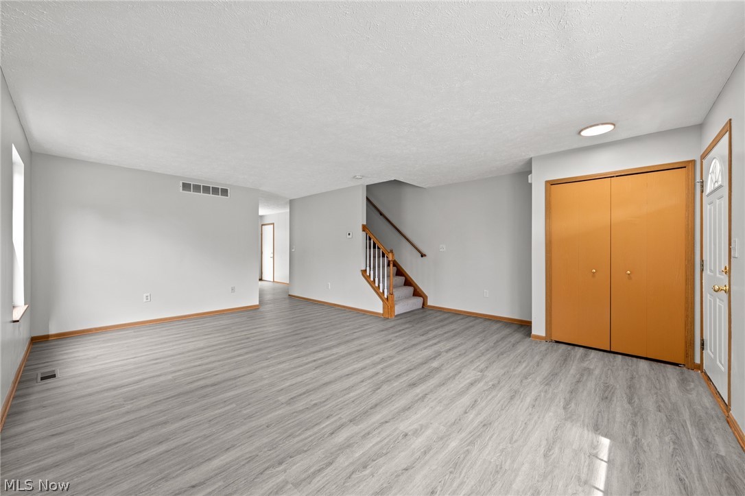 1117 Smithfarm Akron OH 44305