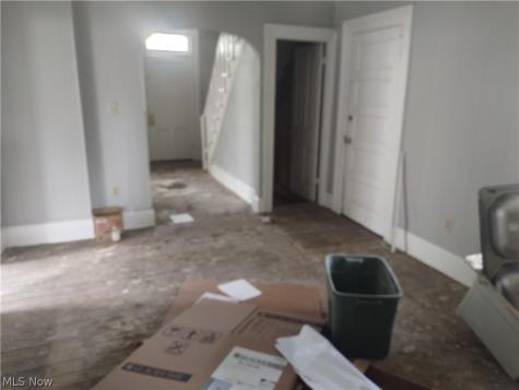 736 W River Road N Elyria OH 44035