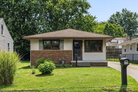681 Newton Avenue Barberton OH 44203
