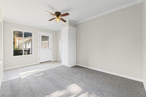 681 Newton Avenue Barberton OH 44203