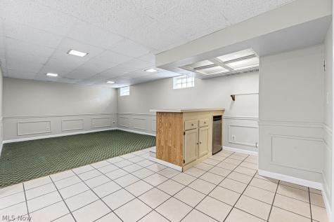 681 Newton Avenue Barberton OH 44203