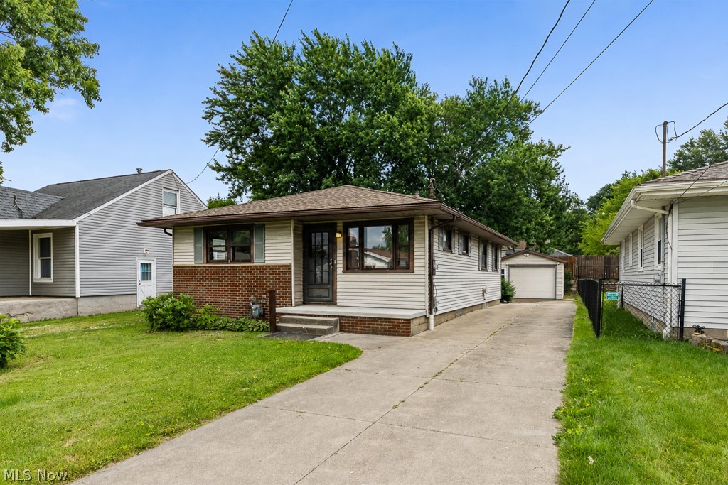 681 Newton Avenue Barberton OH 44203