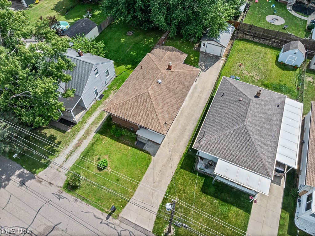 681 Newton Avenue Barberton OH 44203