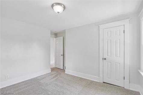 1551 Preston Avenue Akron OH 44305