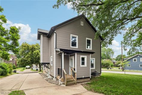 1551 Preston Avenue Akron OH 44305