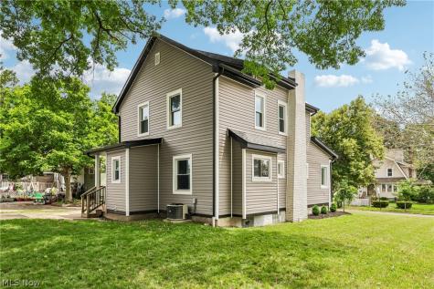 1551 Preston Avenue Akron OH 44305