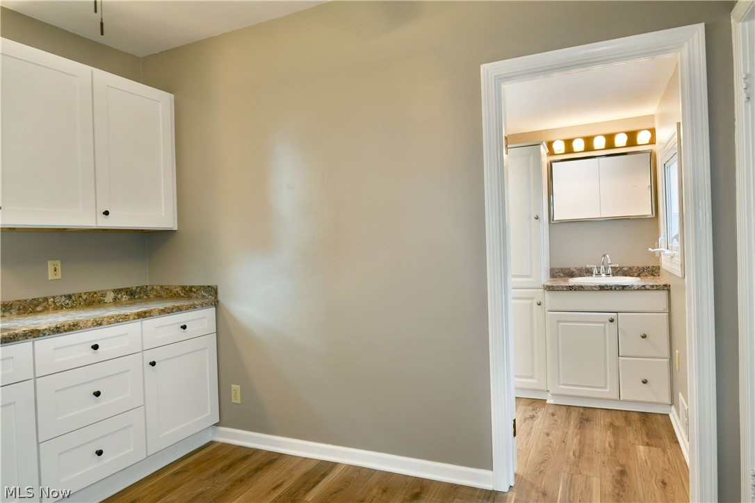 5 Delaware Avenue Poland OH 44514