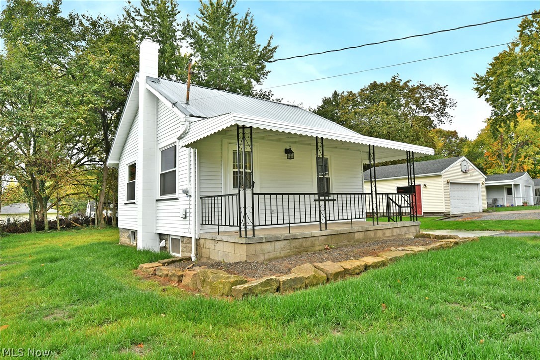 5 Delaware Avenue Poland OH 44514