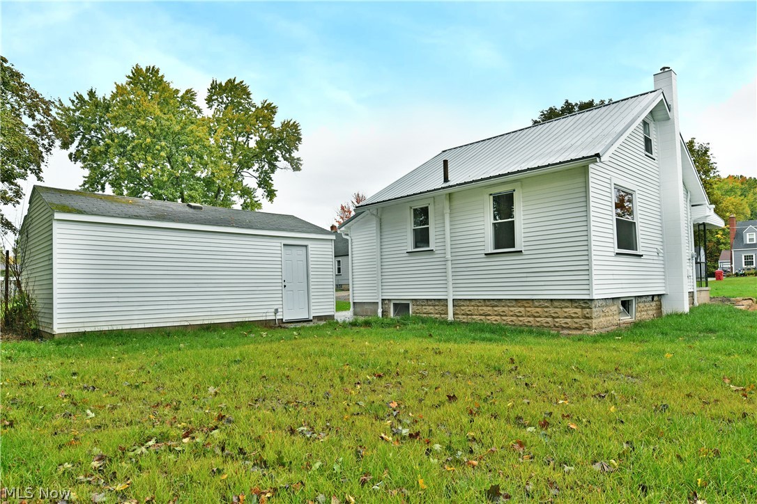 5 Delaware Avenue Poland OH 44514
