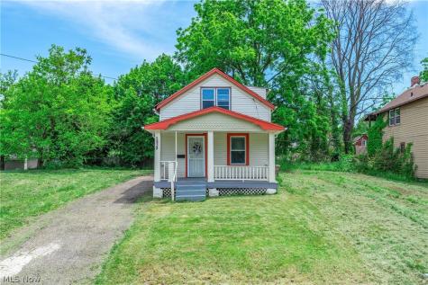 5838 Portage Avenue Cleveland OH 44127