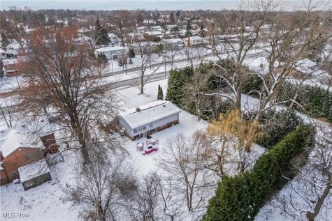 24061 Fairmount Boulevard Beachwood OH 44122