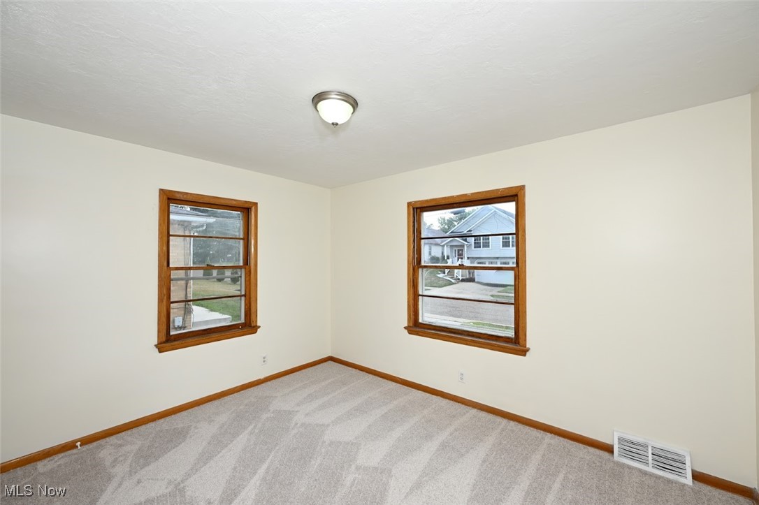 41 W Woodsdale Avenue Akron OH 44301