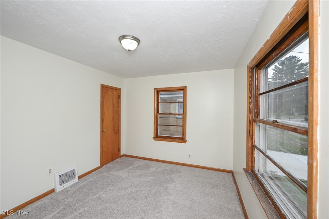 41 W Woodsdale Avenue Akron OH 44301