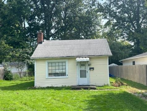 1337 E 362nd Street Eastlake OH 44095