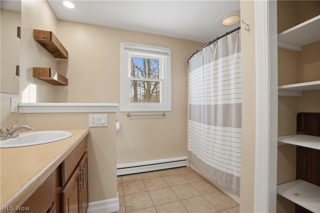 15791 Madison Road Middlefield OH 44062