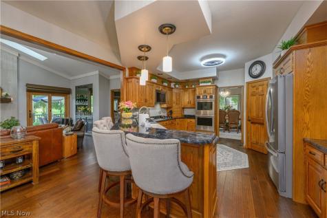 4063 Dunoon Circle NW Canton OH 44718