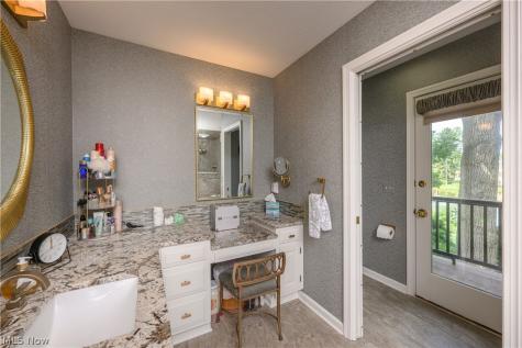 4063 Dunoon Circle NW Canton OH 44718