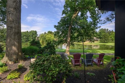 4063 Dunoon Circle NW Canton OH 44718