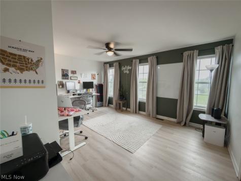 1669 Seabiscuit Drive NE Canton OH 44721