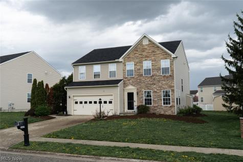 1669 Seabiscuit Drive NE Canton OH 44721