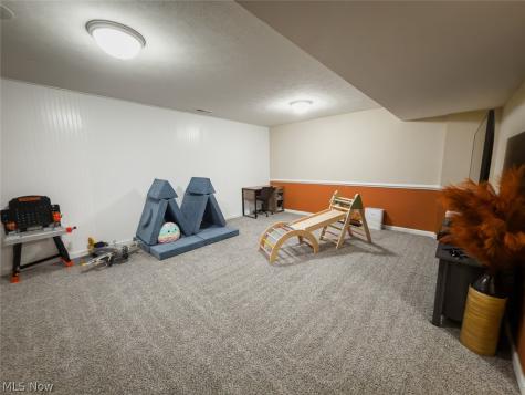 1669 Seabiscuit Drive NE Canton OH 44721