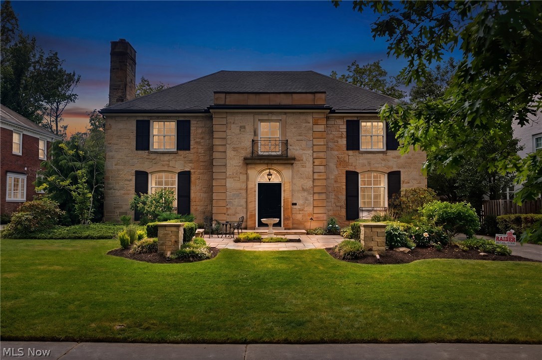2708 Dryden Road Shaker Heights OH 44122