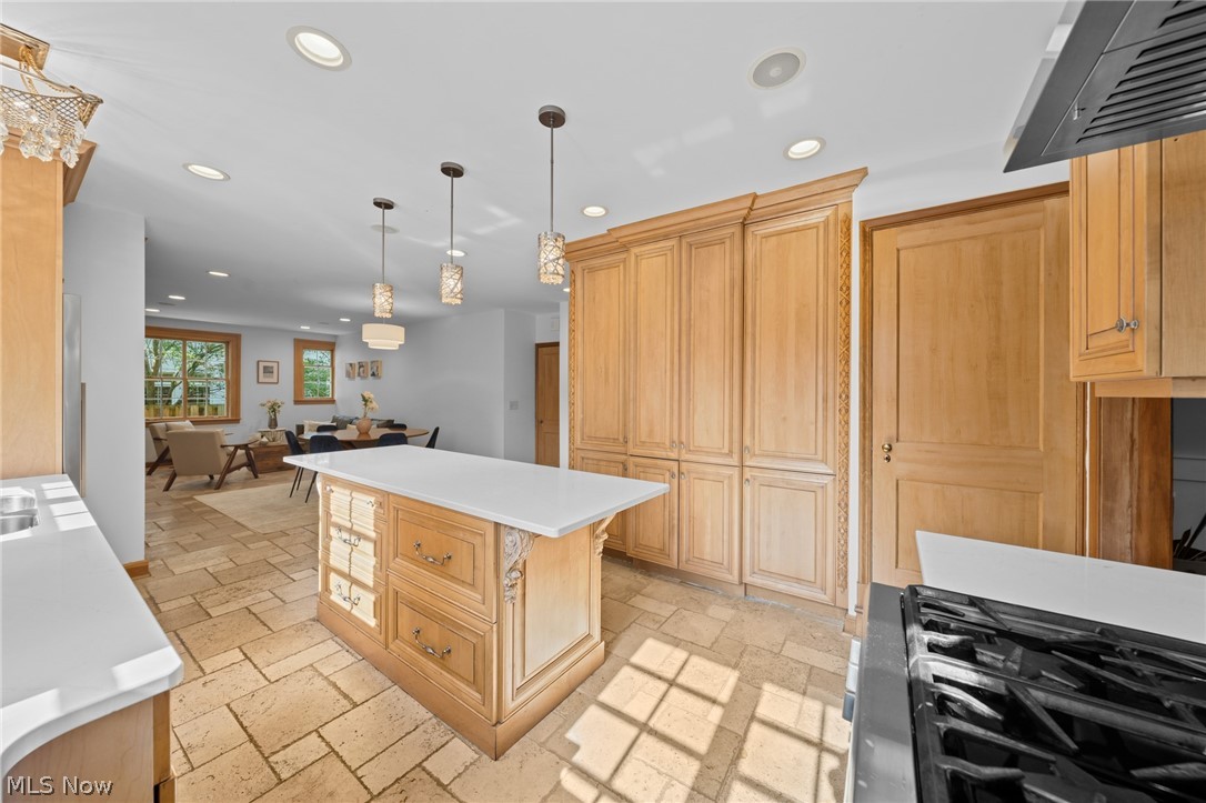 2708 Dryden Road Shaker Heights OH 44122