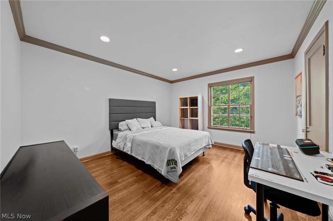 2708 Dryden Road Shaker Heights OH 44122