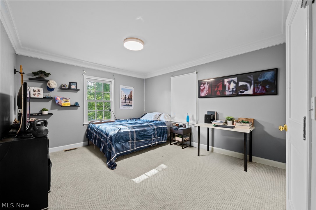 2708 Dryden Road Shaker Heights OH 44122