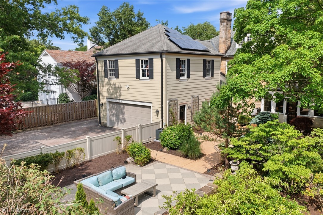 2708 Dryden Road Shaker Heights OH 44122