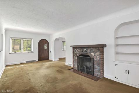 4584 Martin Drive North Olmsted OH 44070