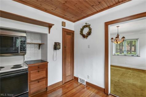 4584 Martin Drive North Olmsted OH 44070