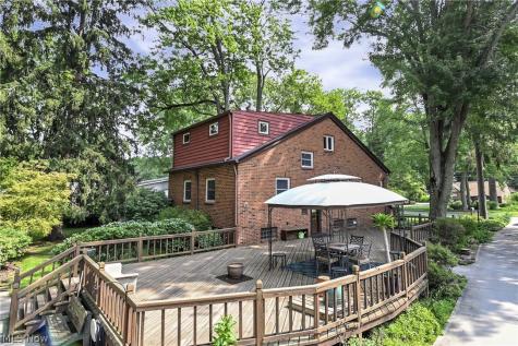 4584 Martin Drive North Olmsted OH 44070