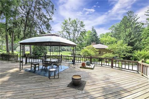 4584 Martin Drive North Olmsted OH 44070