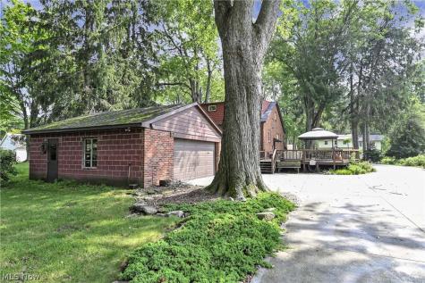 4584 Martin Drive North Olmsted OH 44070