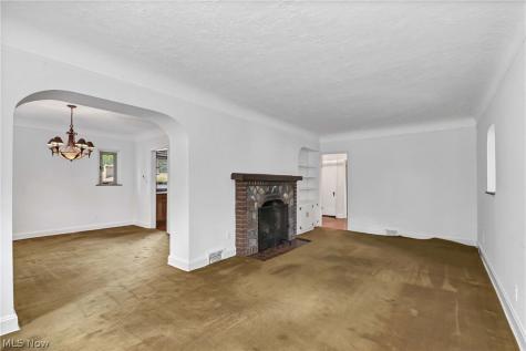 4584 Martin Drive North Olmsted OH 44070