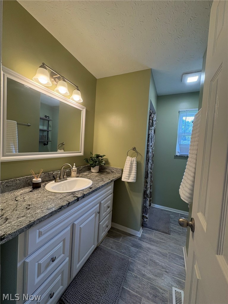 1351 Winhurst Drive Akron OH 44313