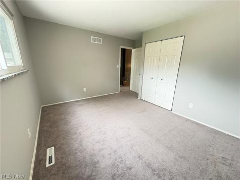1351 Winhurst Drive Akron OH 44313