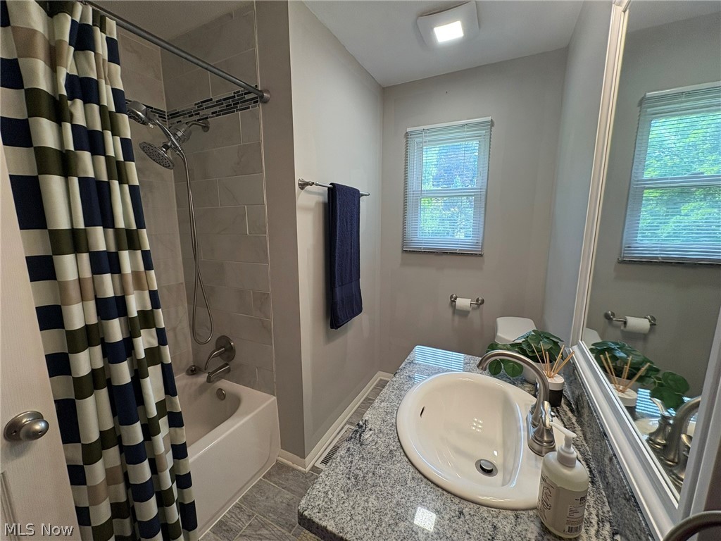 1351 Winhurst Drive Akron OH 44313