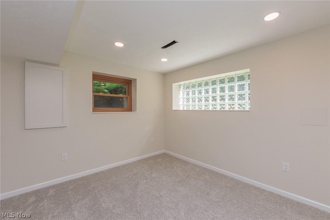 4261 Slaughter Road Green OH 44685