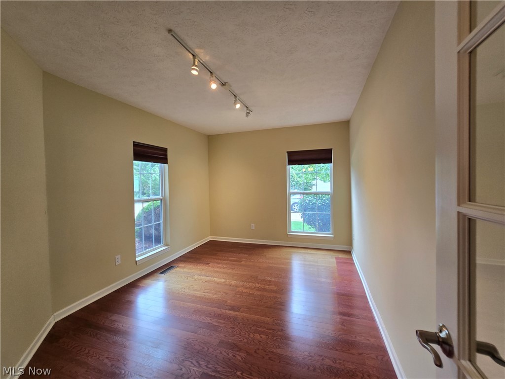 5345 Lake Forest Reserve Lane Brunswick Hills OH 44212