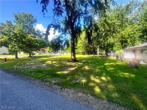 5104 Main Avenue North Ridgeville OH 44039