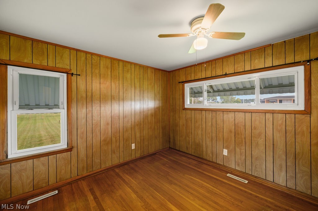 42 Holdren Road Little Hocking OH 45742