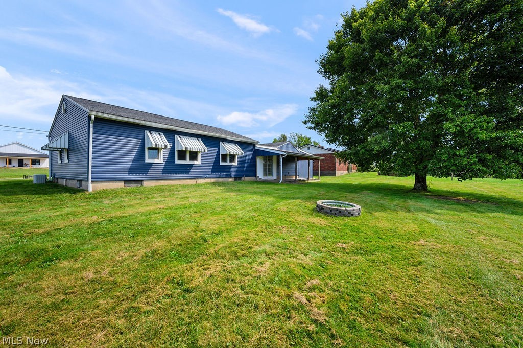 42 Holdren Road Little Hocking OH 45742