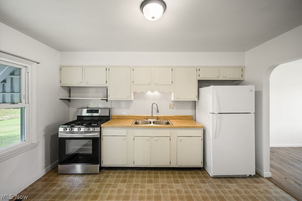 42 Holdren Road Little Hocking OH 45742