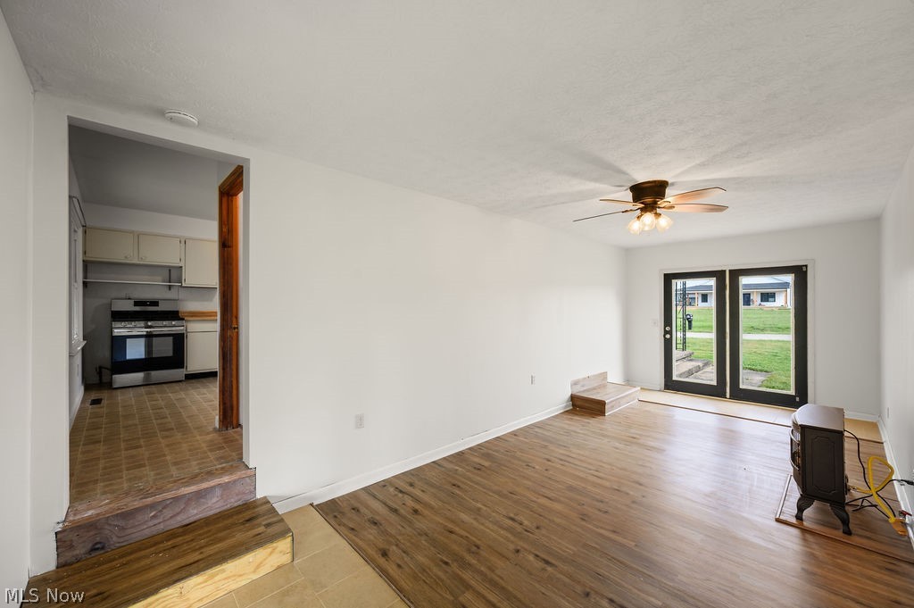 42 Holdren Road Little Hocking OH 45742
