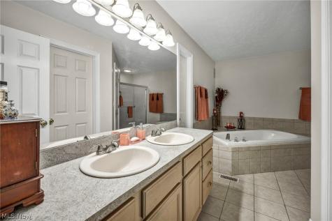 177 E 192nd Street Euclid OH 44119