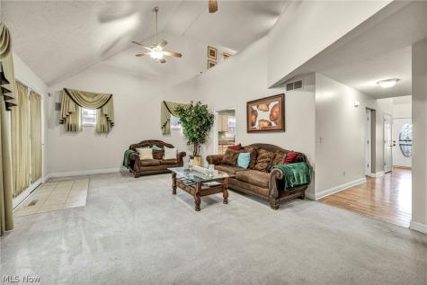 177 E 192nd Street Euclid OH 44119