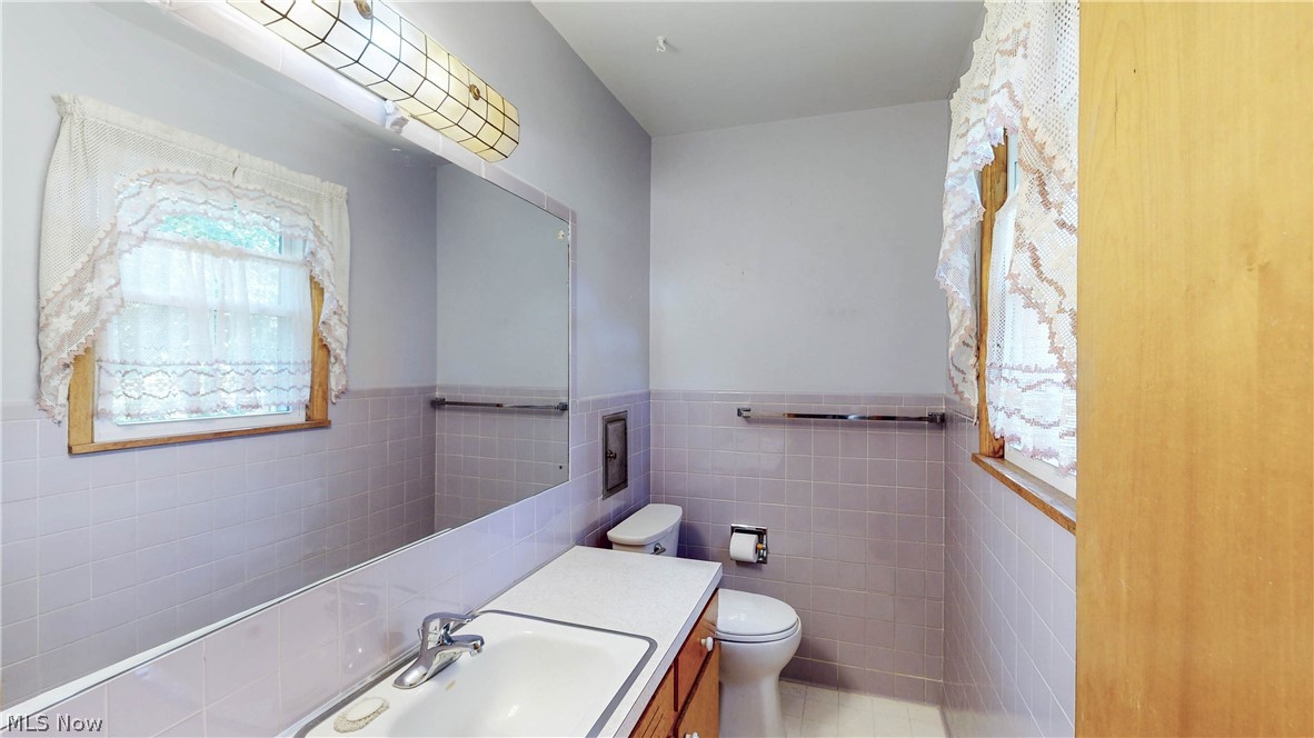 1200 Doralee Drive Mogadore OH 44260